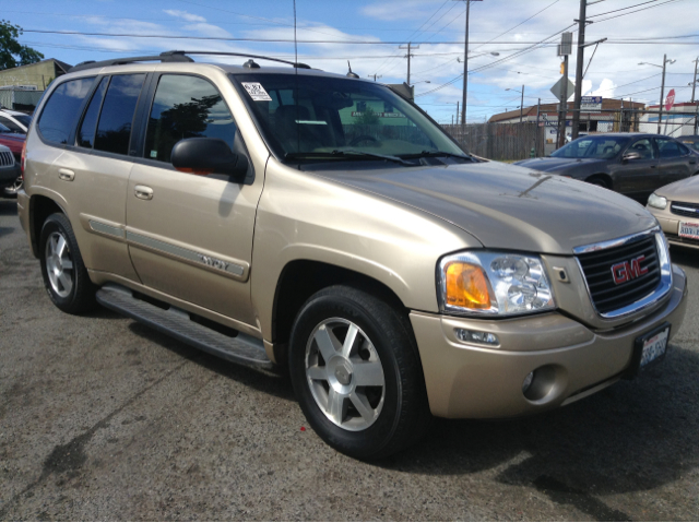 2004 GMC Envoy Wagon SE