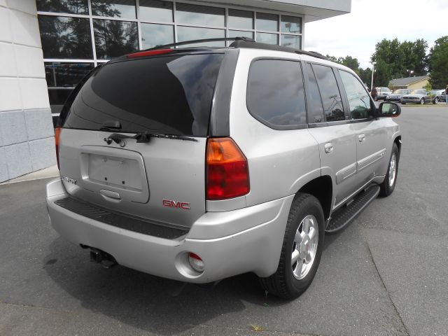 2004 GMC Envoy GXP