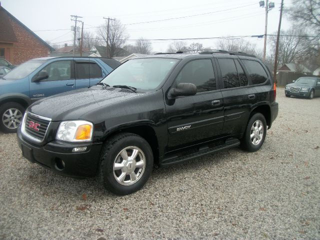 2004 GMC Envoy Wagon SE