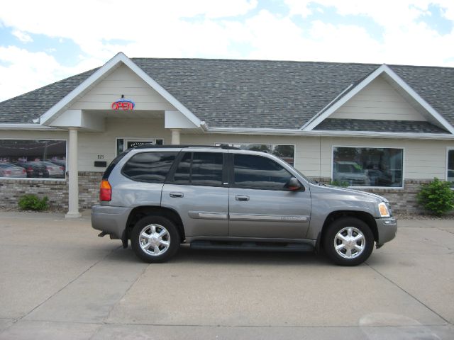 2005 GMC Envoy Wagon SE