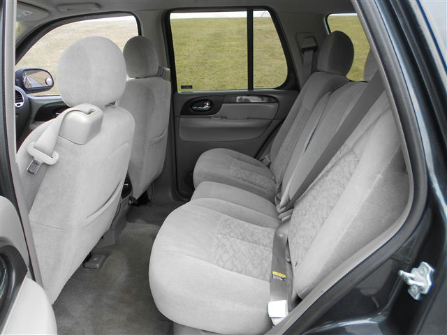 2005 GMC Envoy 4x4 Crew Cab LE