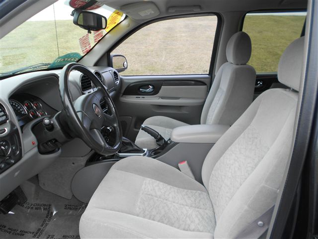 2005 GMC Envoy 4x4 Crew Cab LE