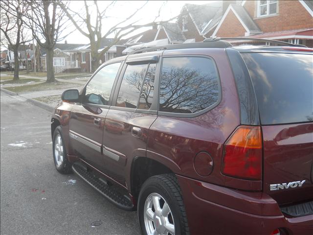 2005 GMC Envoy LS 4X4 W/alloy Wheelspower Packa