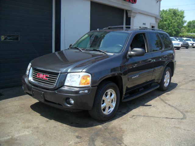 2005 GMC Envoy Wagon SE