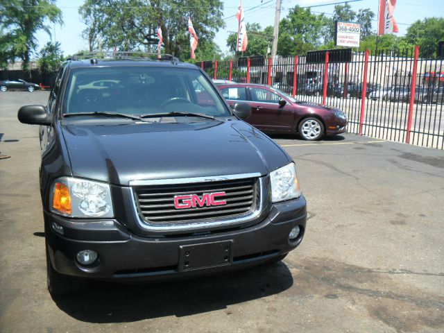 2005 GMC Envoy Wagon SE