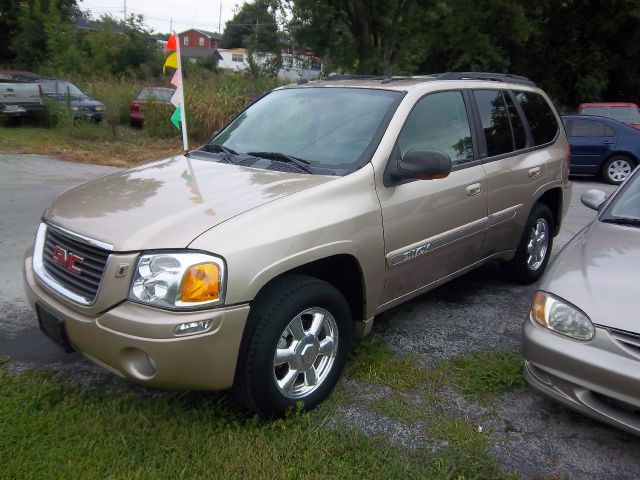 2005 GMC Envoy Wagon SE