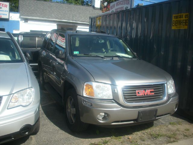 2005 GMC Envoy Wagon SE