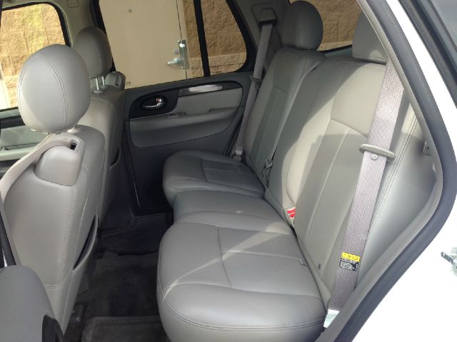 2005 GMC Envoy Wagon SE