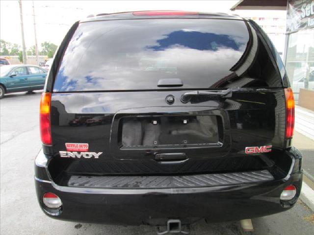 2005 GMC Envoy SLT