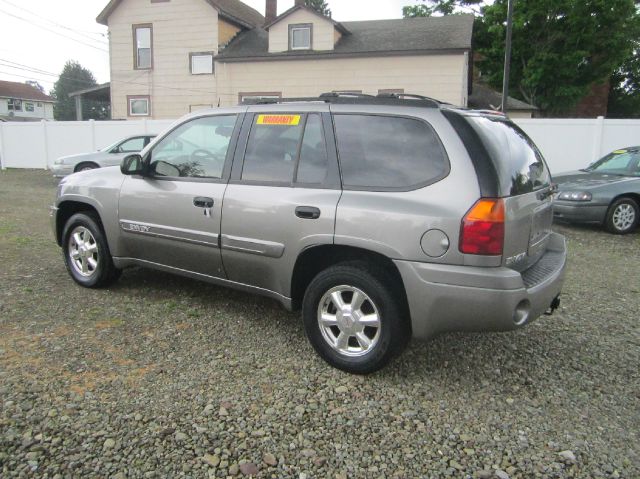 2005 GMC Envoy 4x4 Crew Cab LE