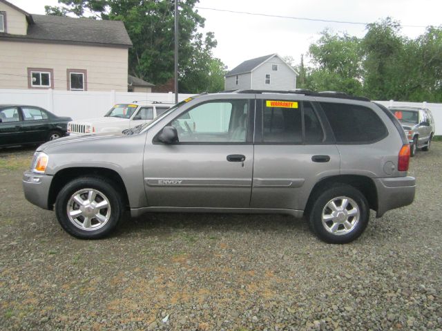 2005 GMC Envoy 4x4 Crew Cab LE