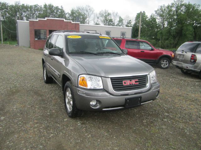 2005 GMC Envoy 4x4 Crew Cab LE