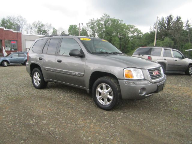 2005 GMC Envoy 4x4 Crew Cab LE