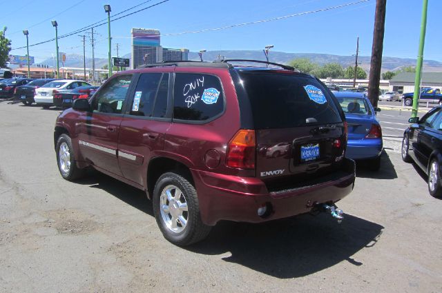 2005 GMC Envoy Wagon SE