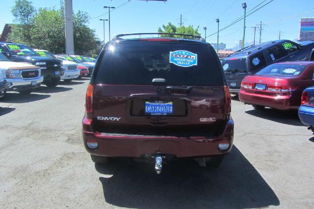 2005 GMC Envoy Wagon SE