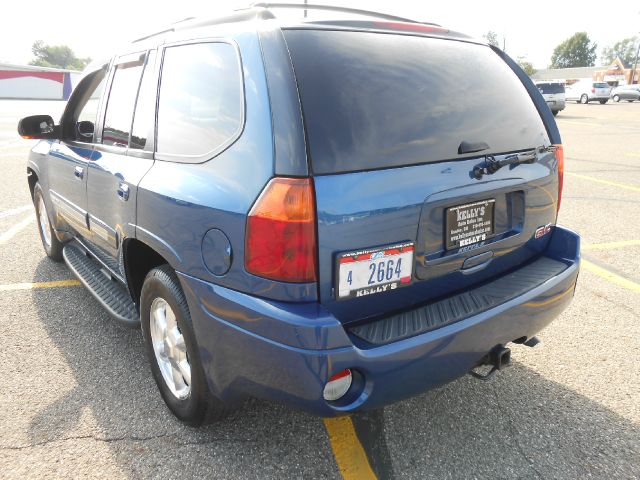 2005 GMC Envoy Wagon SE