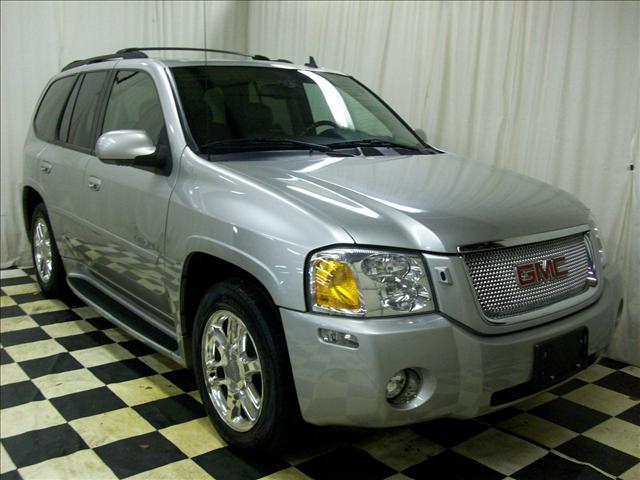 2006 GMC Envoy EX Sedan 4D