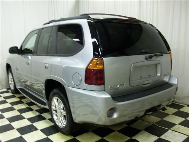 2006 GMC Envoy EX Sedan 4D