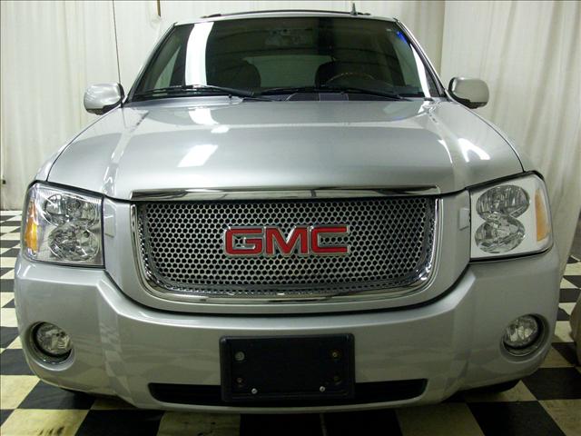 2006 GMC Envoy EX Sedan 4D