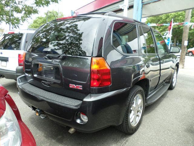 2006 GMC Envoy LT, Z71, Crewcab