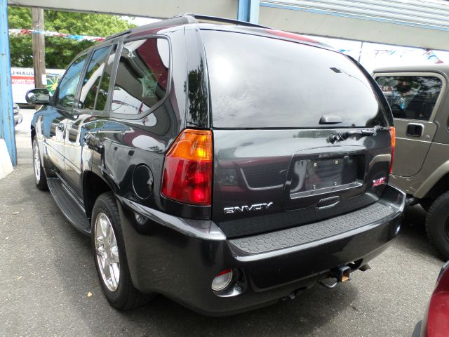 2006 GMC Envoy LT, Z71, Crewcab