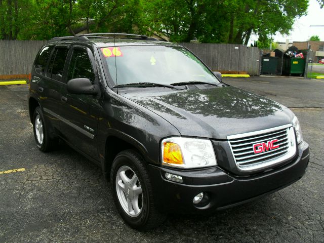 2006 GMC Envoy 4x4 Crew Cab LE