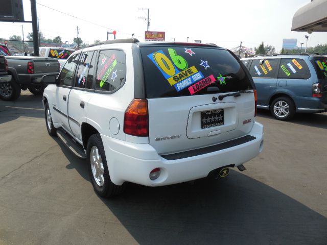 2006 GMC Envoy EX Automatic W/leatherdvd RES