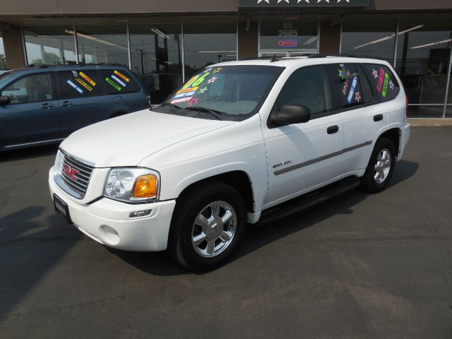 2006 GMC Envoy EX Automatic W/leatherdvd RES