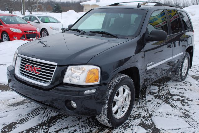 2006 GMC Envoy 4x4 Crew Cab LE