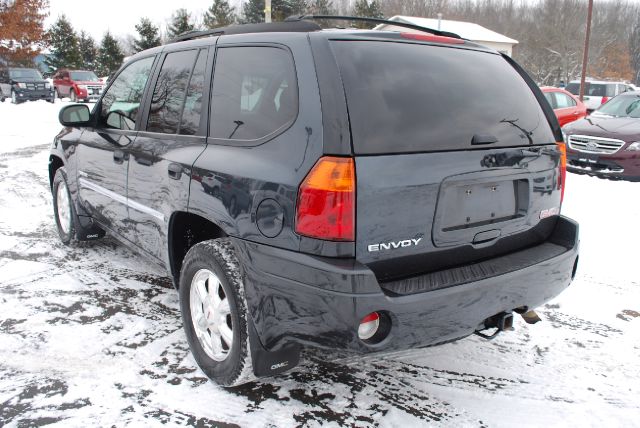 2006 GMC Envoy 4x4 Crew Cab LE