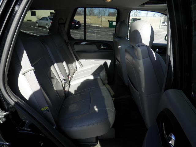 2006 GMC Envoy LX Extra Clean Drives Like New