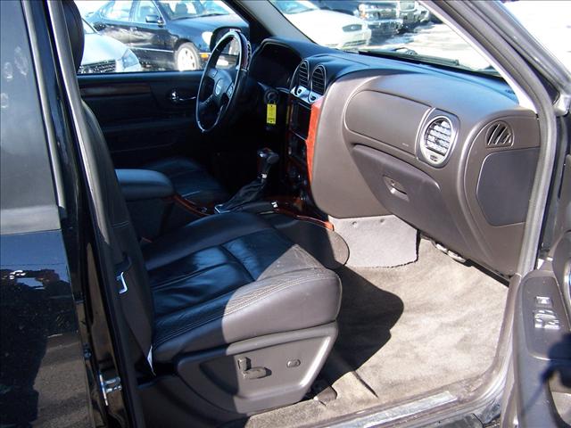 2006 GMC Envoy EX Sedan 4D