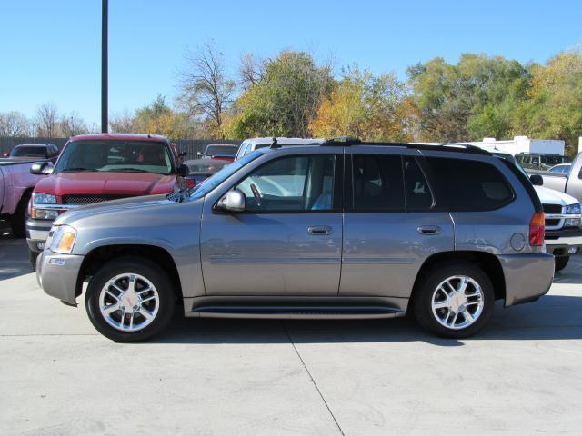 2006 GMC Envoy EX Sedan 4D