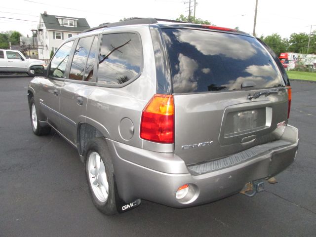 2006 GMC Envoy 4x4 Crew Cab LE