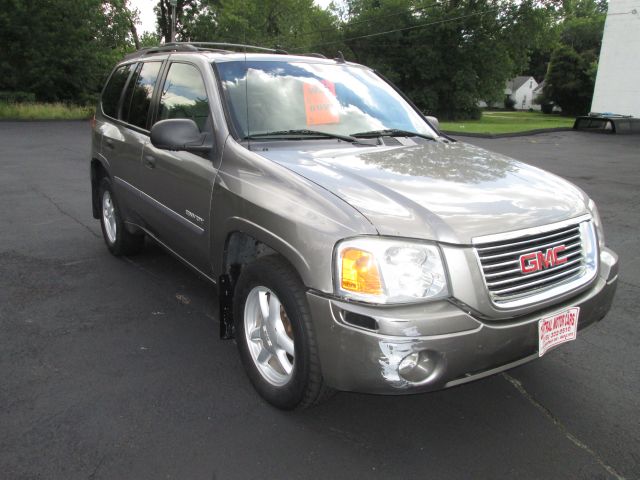 2006 GMC Envoy 4x4 Crew Cab LE