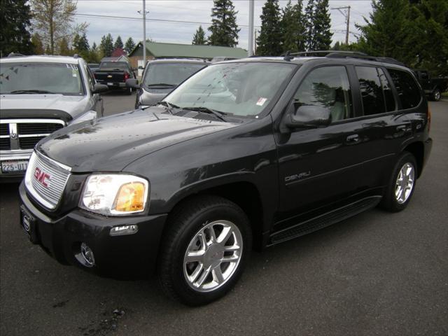 2006 GMC Envoy EX Sedan 4D