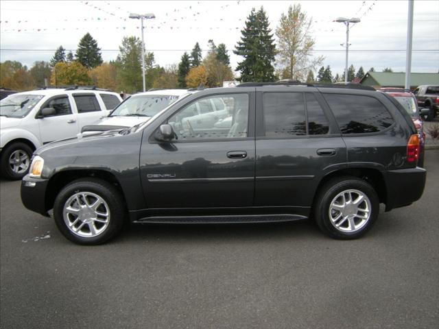 2006 GMC Envoy EX Sedan 4D