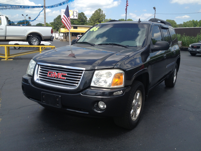 2006 GMC Envoy LS 2500hd CREW CAB 4X4 Diesel