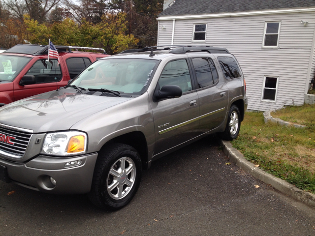 2006 GMC Envoy LS 2500 HD