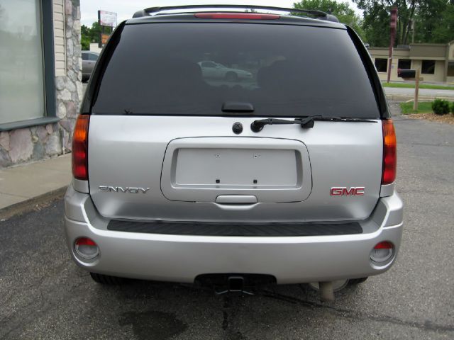 2006 GMC Envoy 4x4 Crew Cab LE