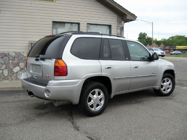 2006 GMC Envoy 4x4 Crew Cab LE