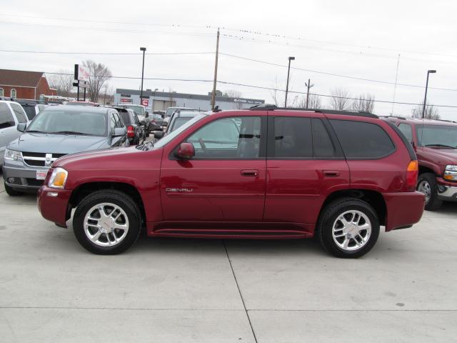 2006 GMC Envoy EX Sedan 4D