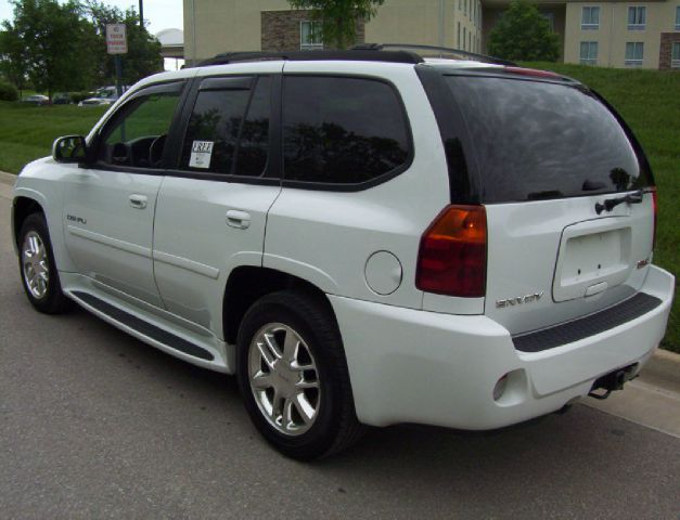 2006 GMC Envoy LT, Z71, Crewcab