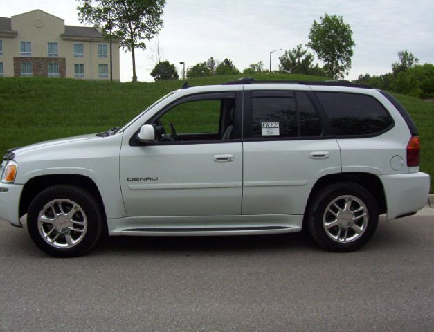 2006 GMC Envoy LT, Z71, Crewcab