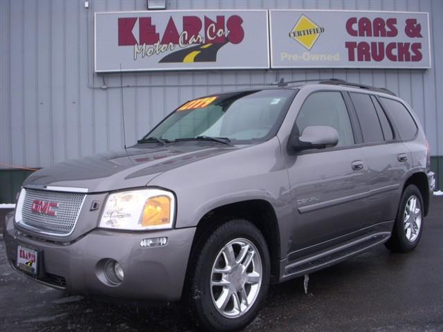 2006 GMC Envoy EX Sedan 4D