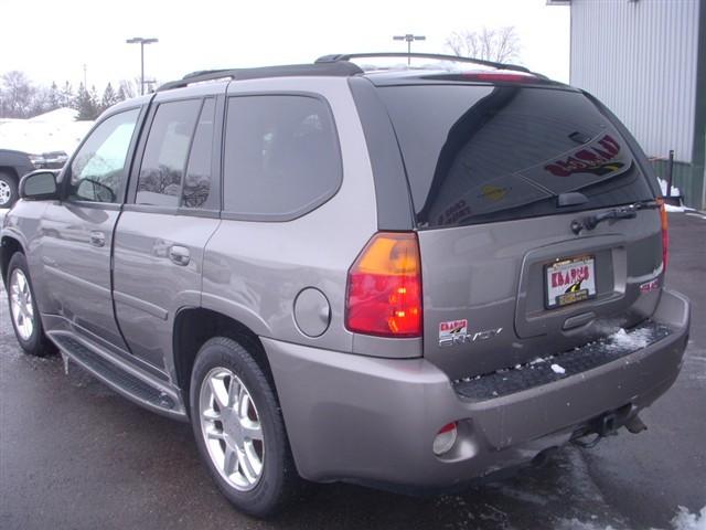 2006 GMC Envoy EX Sedan 4D