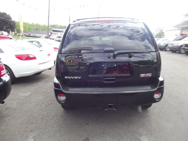 2007 GMC Envoy XL Denali AWD