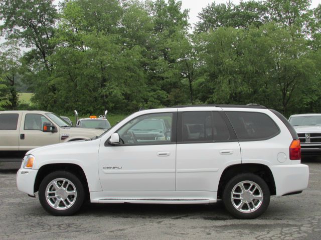 2007 GMC Envoy Quattro 3.0 Convertible