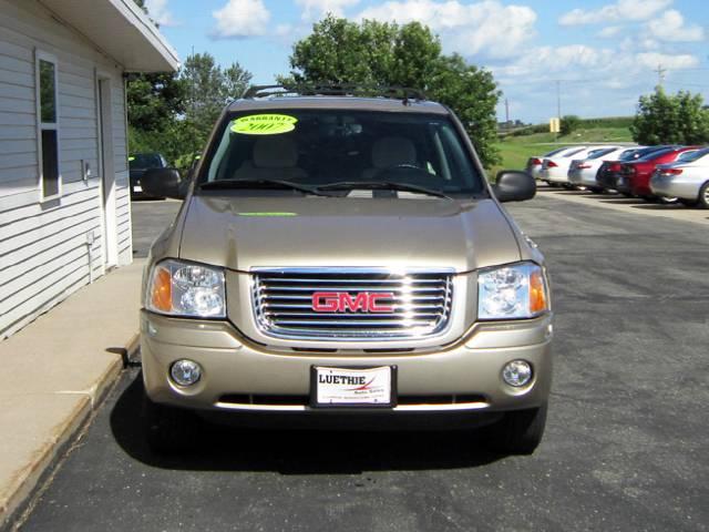 2007 GMC Envoy 2003 Hyundai GT