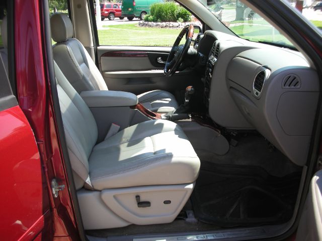 2007 GMC Envoy LS 2500hd CREW CAB 4X4 Diesel